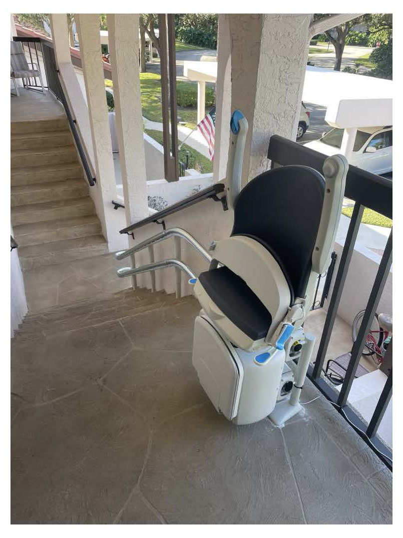 Stair lifts - Reigning Moblity