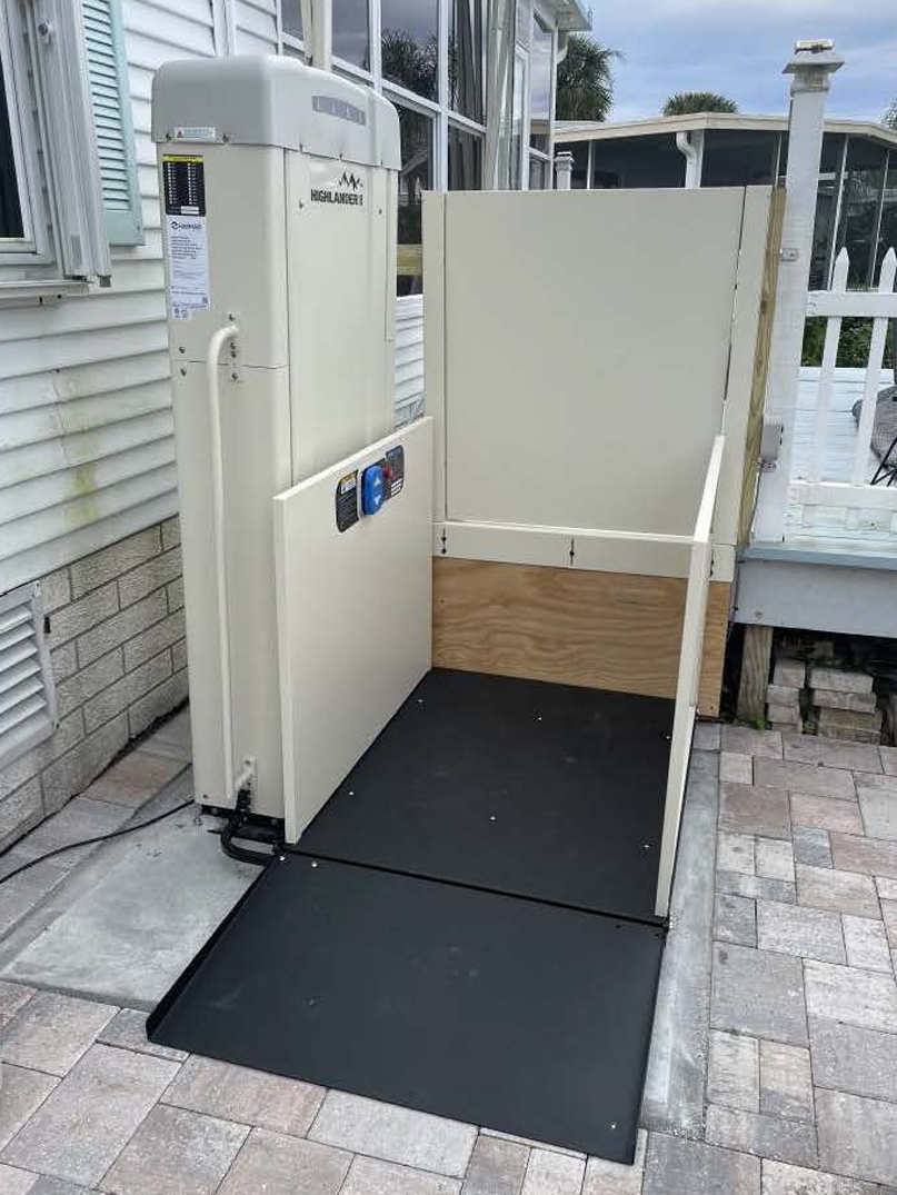 Vertical Porch Lift